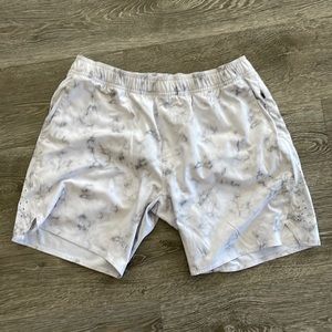 Legends Relay Short Large (with liner) - White Marble